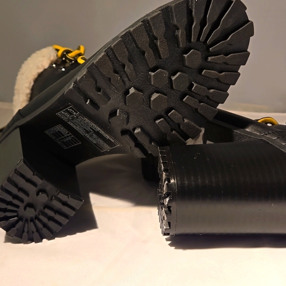 FOREVER21 Faux Leather & Faux Shearling Ankle Boots Black Women’s Size 7 (EU38) - Picture 6 of 16